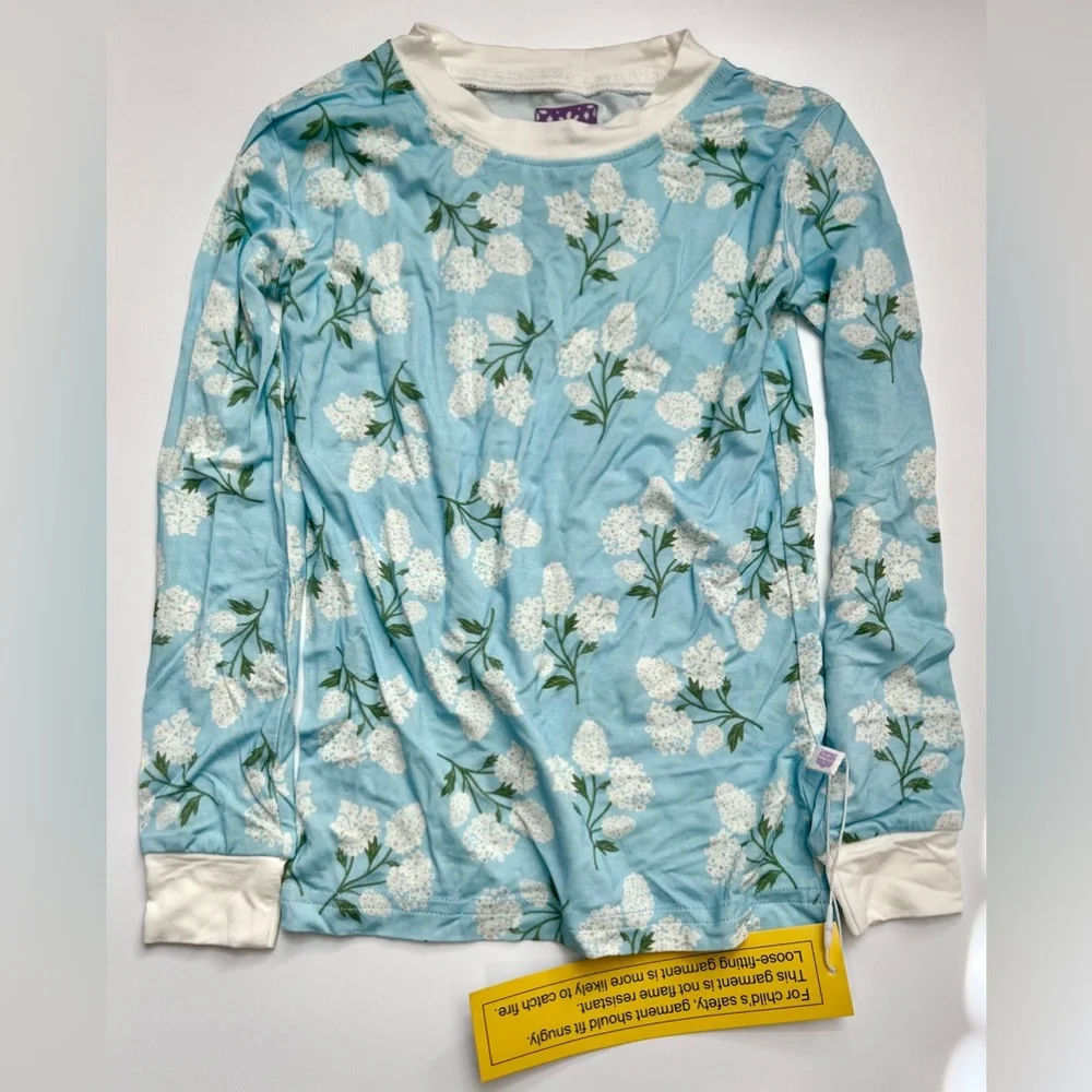 NWT Poppy Kids Co Hydrangea Long Sleeve and Pants Pajamas, Size 4T - Picture 2 of 7